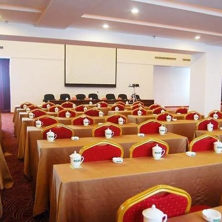 פנגואנג Jishou Heyi Hotel מראה חיצוני תמונה