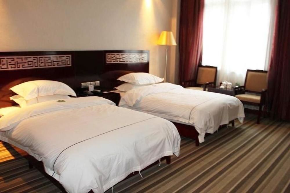 פנגואנג Jishou Heyi Hotel מראה חיצוני תמונה