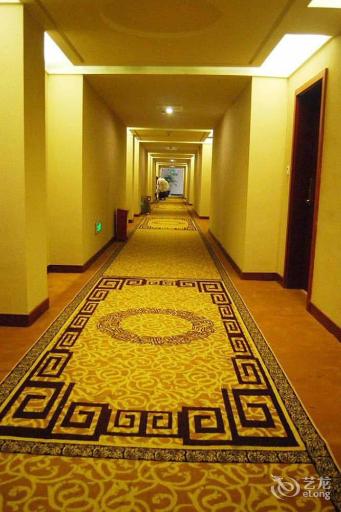 פנגואנג Jishou Heyi Hotel מראה חיצוני תמונה
